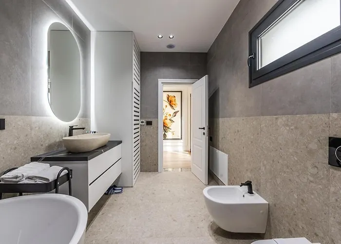Arden Luxury Pool By Ps