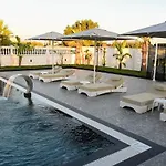 Arden Luxury Pool By Ps Bisht Kamez