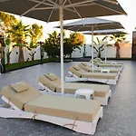 Arden Luxury Pool By Ps