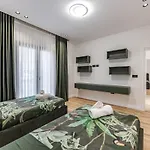 Vila Arden Luxury Pool By Ps *
