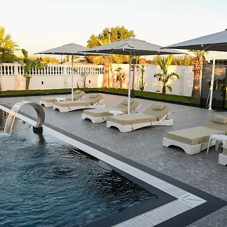 Arden Luxury Pool Villa By Premium Selection Bisht Kamez