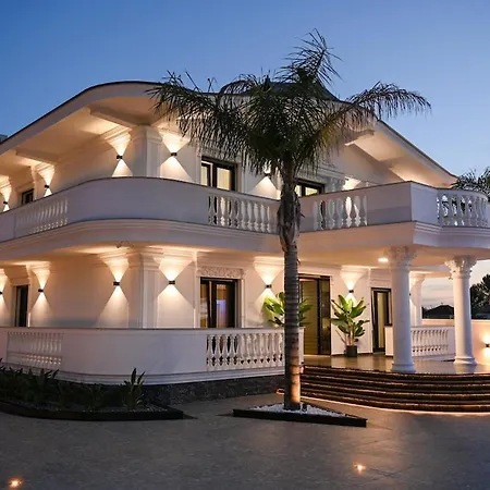 Arden Luxury Pool Villa By Premium Selection