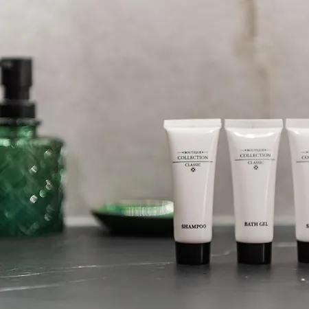 Arden Luxury Pool By Ps * Bisht Kamez