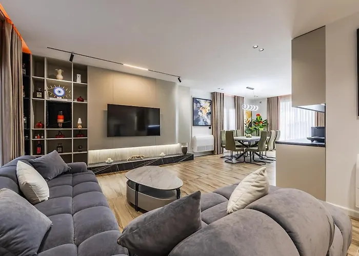 Arden Luxury Pool By Ps Вилла Bisht Kamez