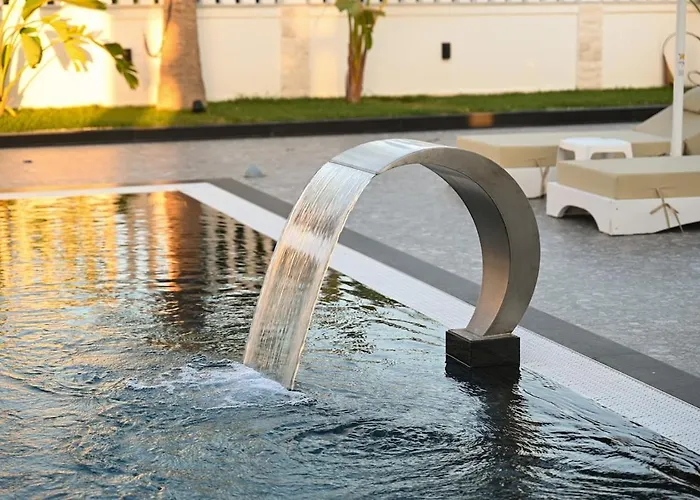 Вилла Arden Luxury Pool By Ps Bisht Kamez