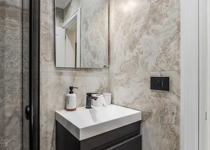 Arden Luxury Pool By Ps *